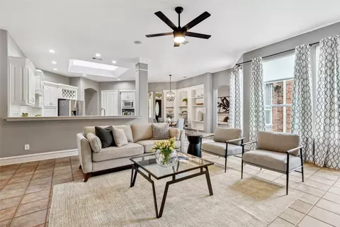 Living - 317 E Carruth Ln, Double Oak, TX 75077 photo 5 of 9