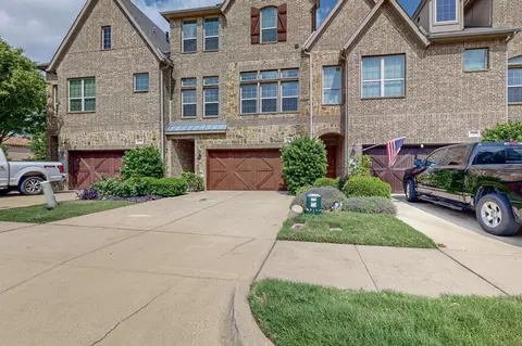 6484 Naples Dr, Irving, TX 75039
