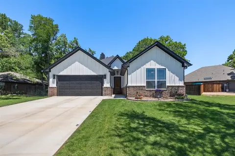 1418 Cheyenne Trl, Granbury, TX 76048