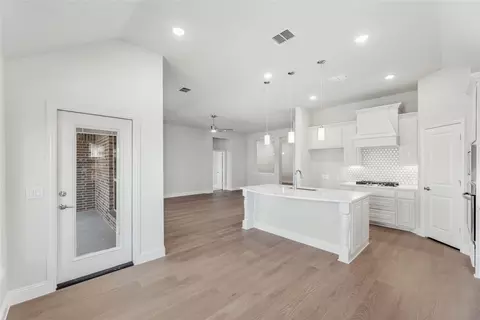 Entry Way - 5620 Montex Rd, Argyle, TX 76226 photo 4 of 4