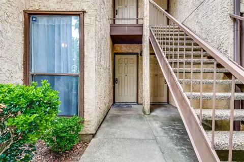 1900 Cloisters Dr #311, Arlington, TX 76011