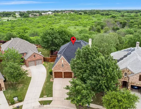 8620 Silver Leaf Cir, Lantana, TX 76226