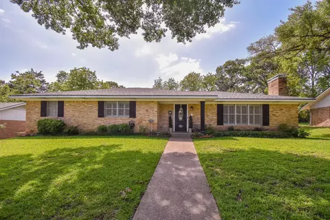 3107 Brookside Dr, Tyler, TX 75701