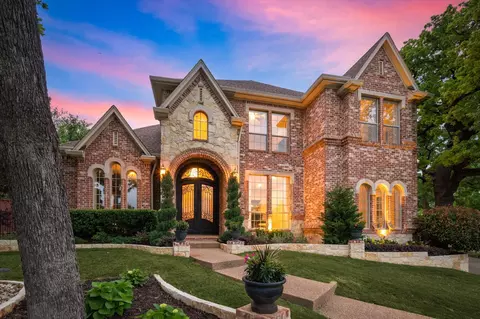 3902 High Point Dr, Grapevine, TX 76051