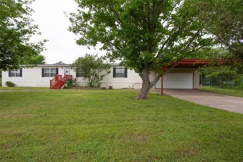 120 Woolard Dr, Alvarado, TX 76009