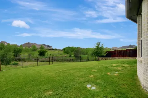 Exterior - 1332 Highpoint Way, Roanoke, TX 76262 photo 5 of 6
