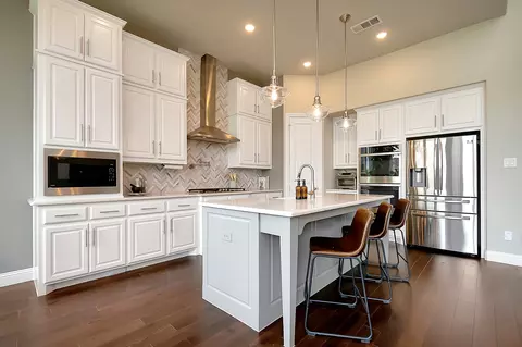 Kitchen - 1332 Highpoint Way, Roanoke, TX 76262 photo 1 of 2