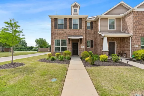 2413 Canongate Dr, Denton, TX 76207