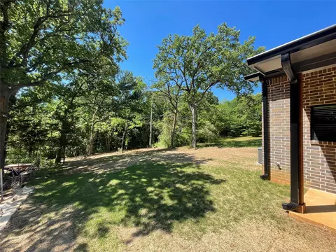 618 E Day St, Denison, TX 75021 photo 22