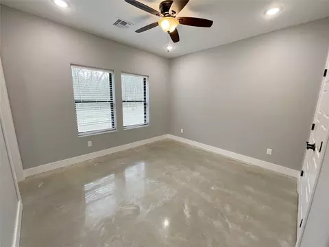 618 E Day St, Denison, TX 75021 photo 12