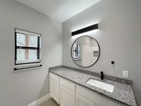 618 E Day St, Denison, TX 75021 photo 14