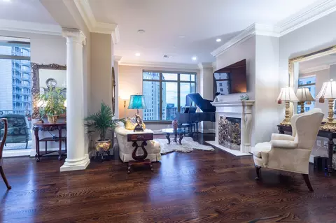 2525 N Pearl #1006, Dallas, TX 75201