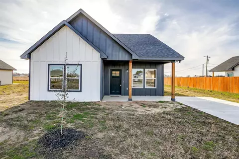 104 Don Ln, Itasca, TX 76055