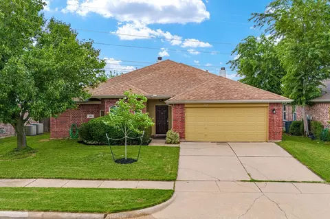 1519 Sanibel Ln, Arlington, TX 76018