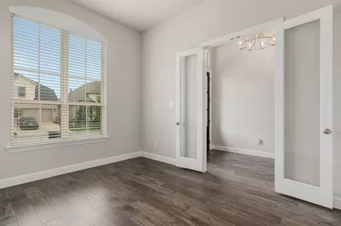 1109 10th St, Argyle, TX 76226 photo 4