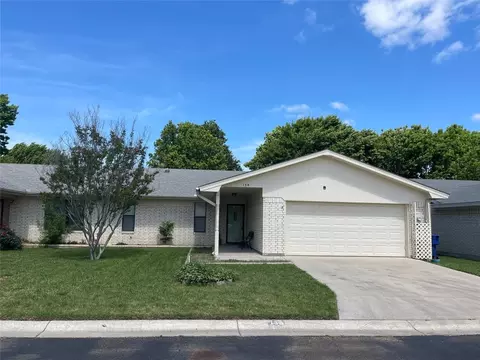 138 Azalea Dr, Brownwood, TX 76801