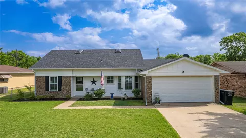 3503 Highmeadow Ln, Greenville, TX 75402