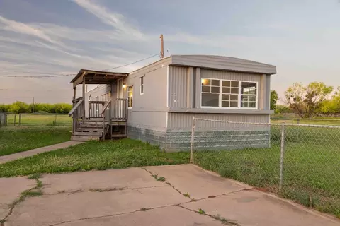 6041 Holiday St, Abilene, TX 79603