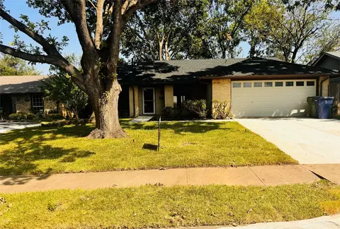 350 Birchwood Dr, Garland, TX 75043
