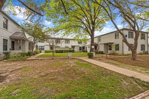 4915 N Hall St, Dallas, TX 75235