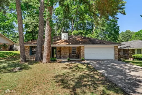 2004 Darlington Ct, Shreveport, LA 71118