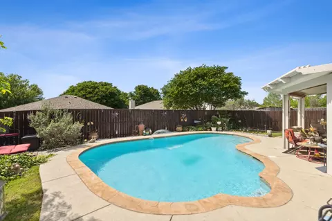 2929 High Pointe Blvd, Mckinney, TX 75071