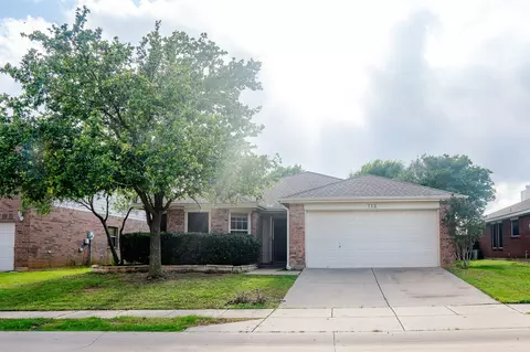 712 Corral St, Cross Roads, TX 76227