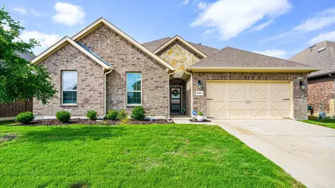 6221 Brunswick Dr, Aubrey, TX 76227