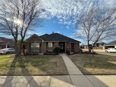 1215 Quincy Dr, Bossier City, LA 71111
