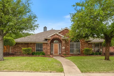 4218 Glistening Spgs, Rowlett, TX 75088