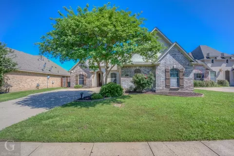 411 Fair Oaks St, Bossier City, LA 71112