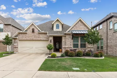 2416 Royal Summit Dr, Carrollton, TX 75006