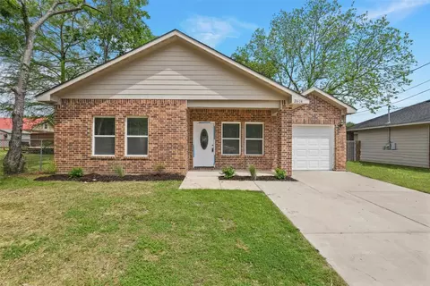 2604 Church St, Greenville, TX 75401