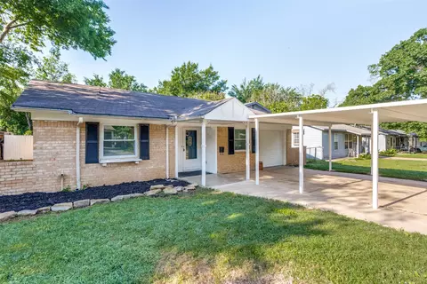6037 Sundown Dr, Fort Worth, TX 76114