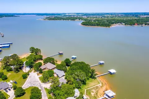 11334 Stanfield Dr, Azle, TX 76020