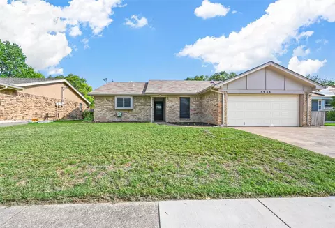 5933 Birchill Rd, Watauga, TX 76148