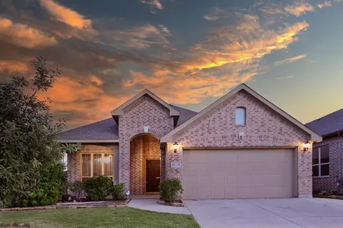 8524 Bonanza St, Aubrey, TX 76227
