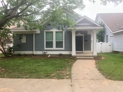 9836 Walnut Hill Dr, Providence Village, TX 76227