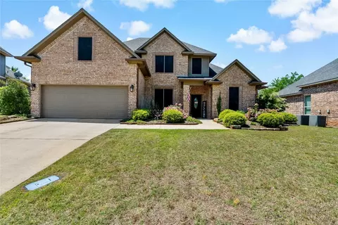 1015 Addison Ln, Reno, TX 75462