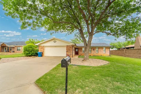 2306 Sha Ln, Breckenridge, TX 76424