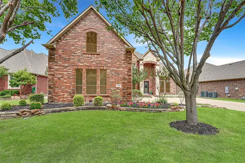 1209 Lakebreeze Dr, Garland, TX 75043