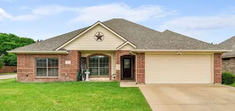 129 Birdsong Ln, Terrell, TX 75160