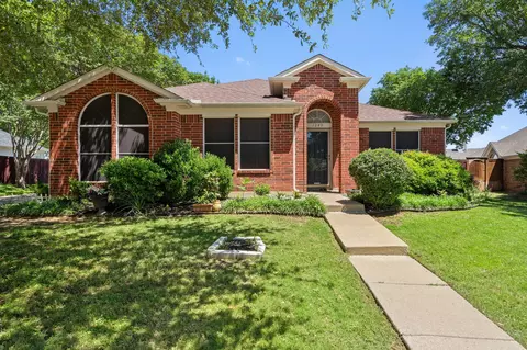1249 Hershey Ln, Lewisville, TX 75077