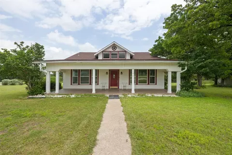 1401 Williamson Rd, Granbury, TX 76048