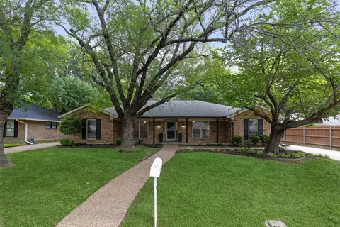 3109 Fox Hill Dr, Arlington, TX 76015