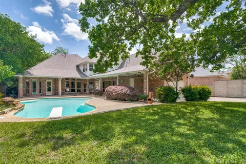 Exterior - 129 Cascade Way, Coppell, TX 75019 photo 2 of 10