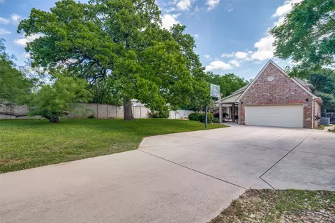 Exterior - 129 Cascade Way, Coppell, TX 75019 photo 7 of 10
