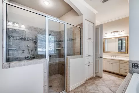 Bath - 129 Cascade Way, Coppell, TX 75019 photo 2 of 5
