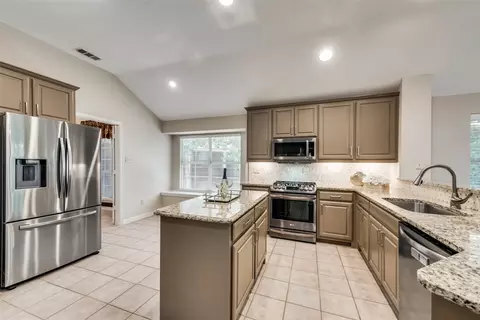 1719 Mapleleaf Fall Dr, Allen, TX 75002