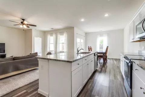Kitchen - 762 Wilshire Dr, Lavon, TX 75166 photo 5 of 5